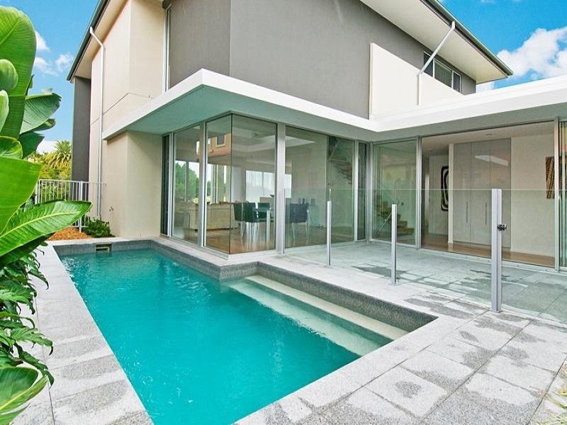 6184 Bolsena Circuit, Hope Island QLD 4212