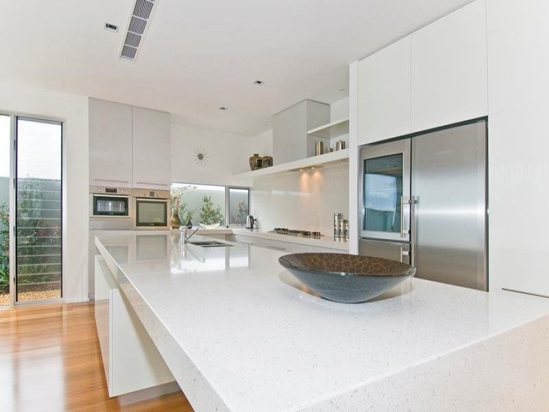 6184 Bolsena Circuit, Hope Island QLD 4212