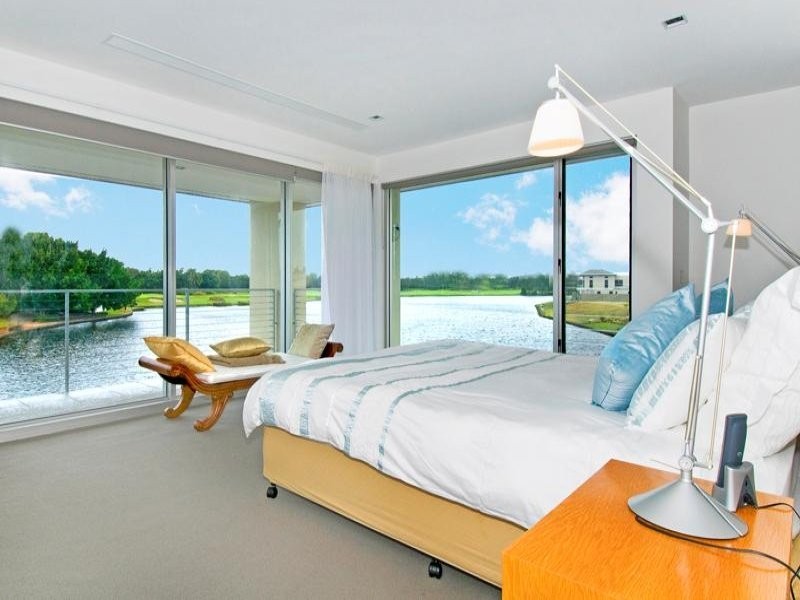 6184 Bolsena Circuit, Hope Island QLD 4212