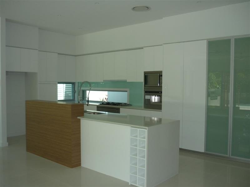 Hope Island QLD 4212