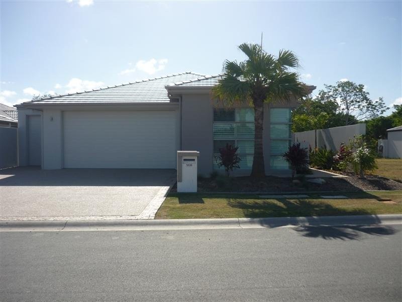Hope Island QLD 4212