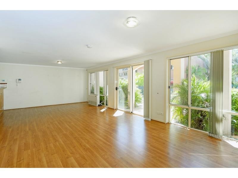 Hope Island QLD 4212