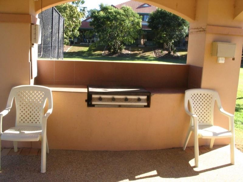 Hope Island QLD 4212