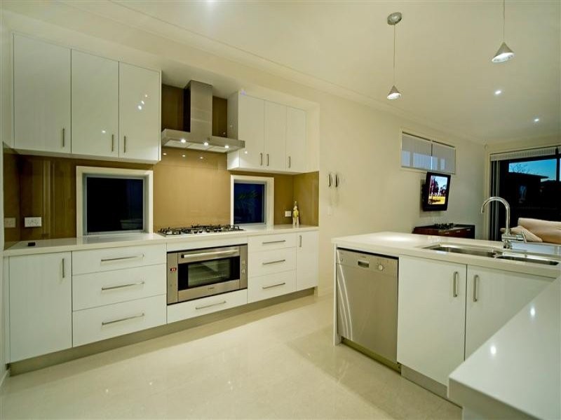 2542 Gracemere Circuit West, Hope Island QLD 4212