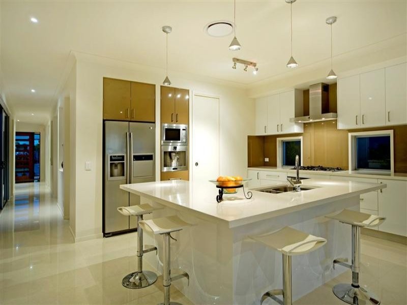 2542 Gracemere Circuit West, Hope Island QLD 4212