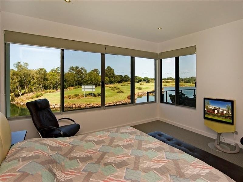 7504 Springfield Drive, Hope Island QLD 4212