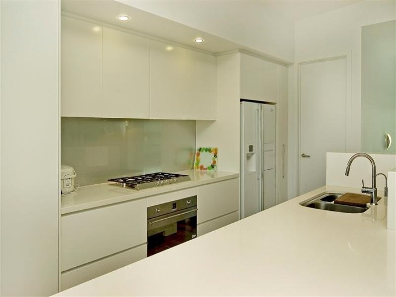 7504 Springfield Drive, Hope Island QLD 4212