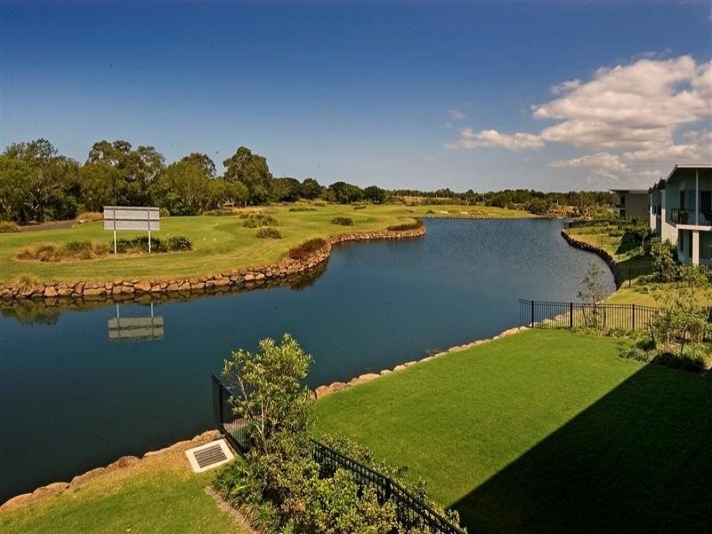 7504 Springfield Drive, Hope Island QLD 4212