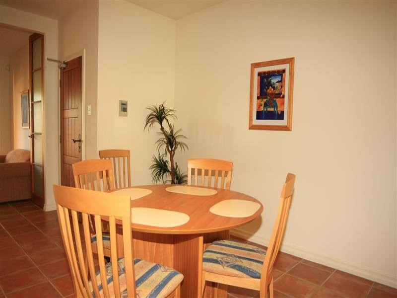 3251 Palladian Drive, Hope Island QLD 4212