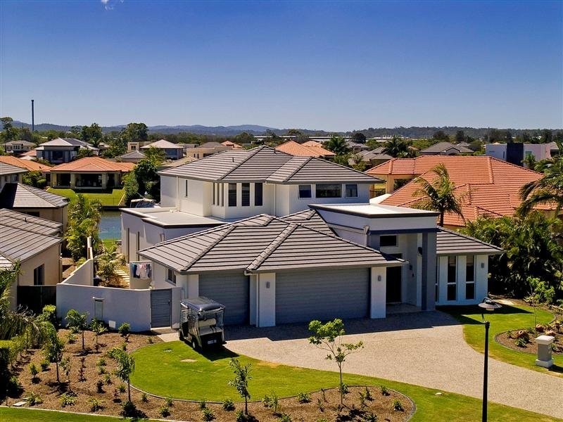2130 Carlton Drive, Hope Island QLD 4212