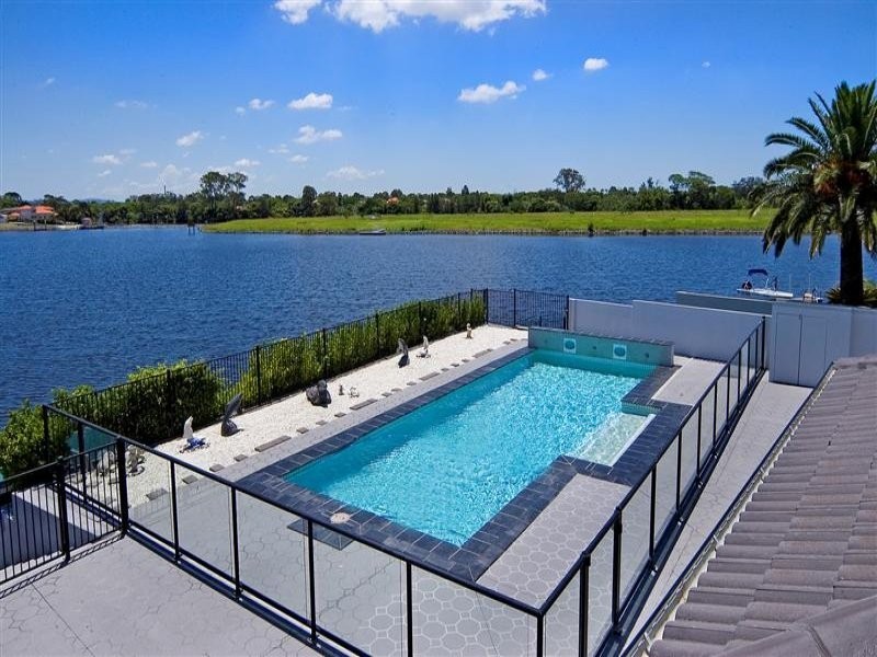 13 Parkwater Point, Monterey Keys QLD 4212