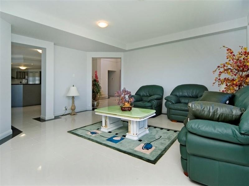 13 Parkwater Point, Monterey Keys QLD 4212