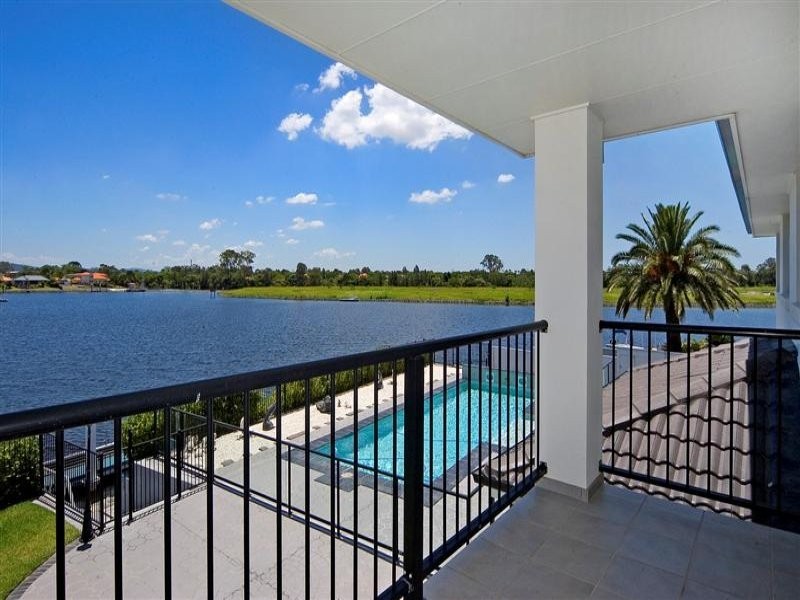 13 Parkwater Point, Monterey Keys QLD 4212