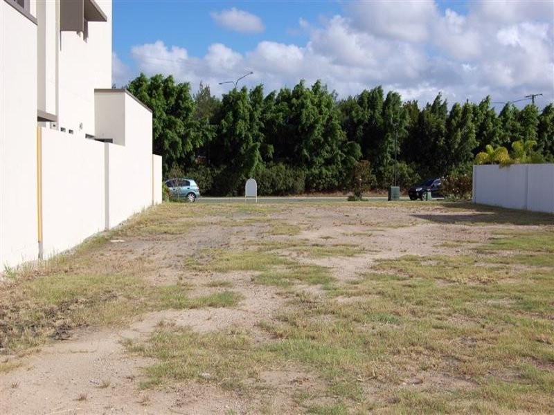 L15 Glengallon Way  North, Hope Island QLD 4212