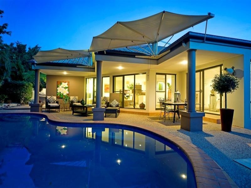 2005 Gracemere Drive, Hope Island QLD 4212