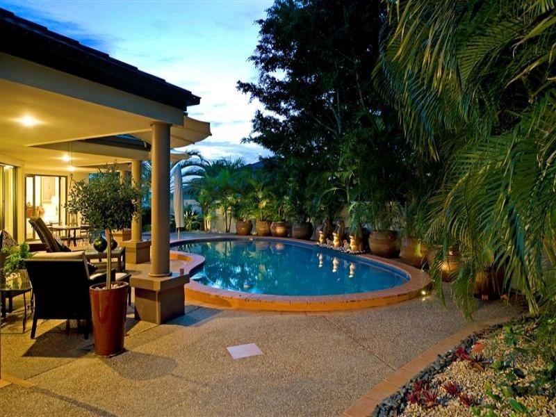 2005 Gracemere Drive, Hope Island QLD 4212