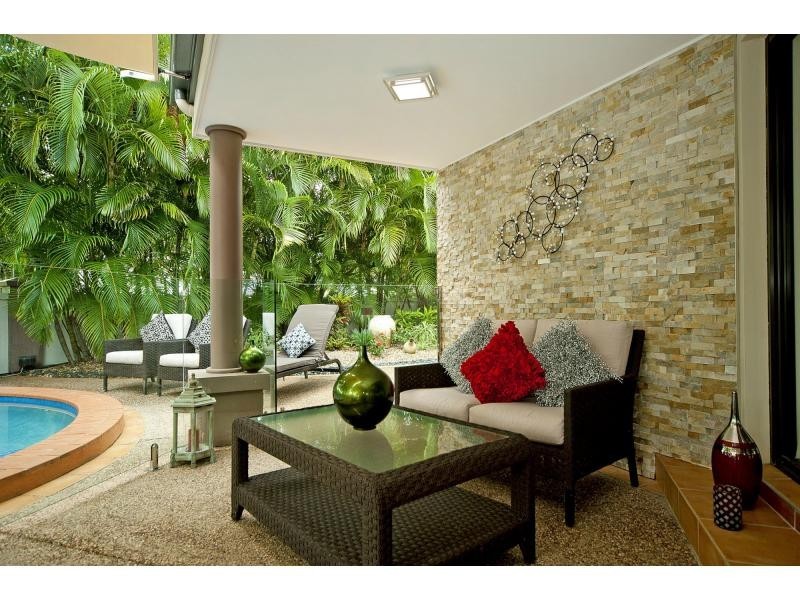 2005 Gracemere Drive, Hope Island QLD 4212