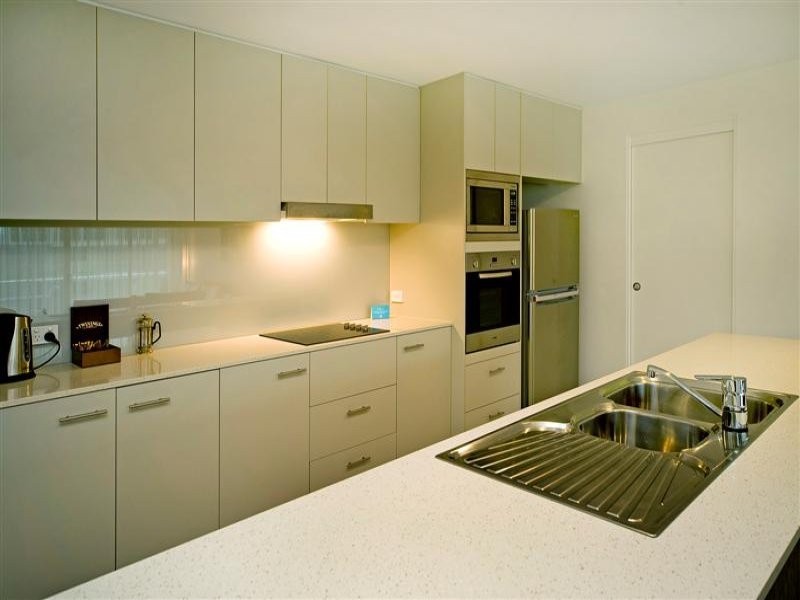 1309 Azzura Greens, 2 Activa Way, Hope Island QLD 4212