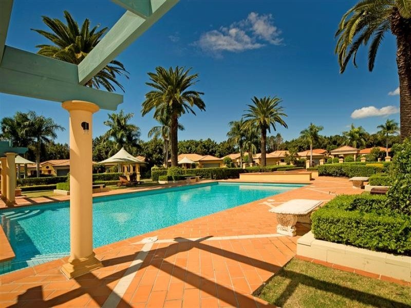 3206 Palladian Drive Drive, Hope Island QLD 4212