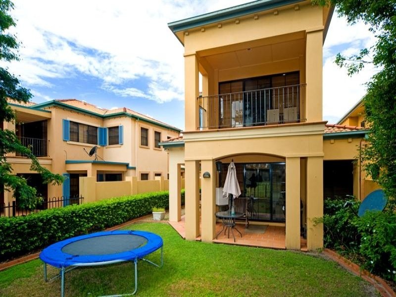 3206 Palladian Drive Drive, Hope Island QLD 4212