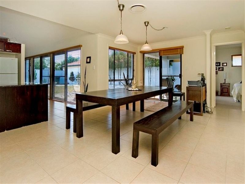 Hope Island QLD 4212