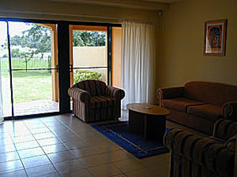 Hope Island QLD 4212
