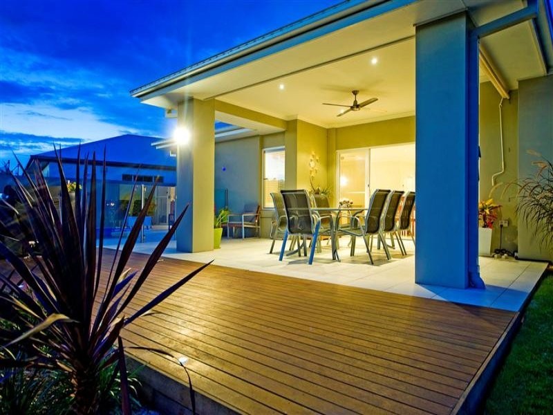 Monterey Keys QLD 4212