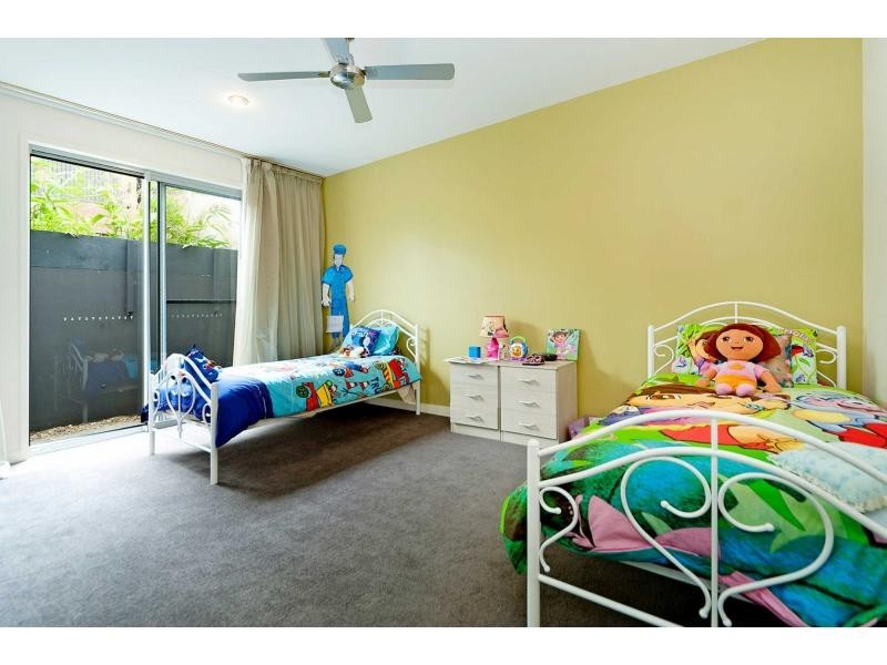 Hope Island QLD 4212