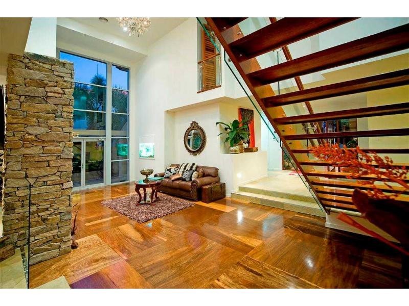 8216 Magnolia Drive, Hope Island QLD 4212