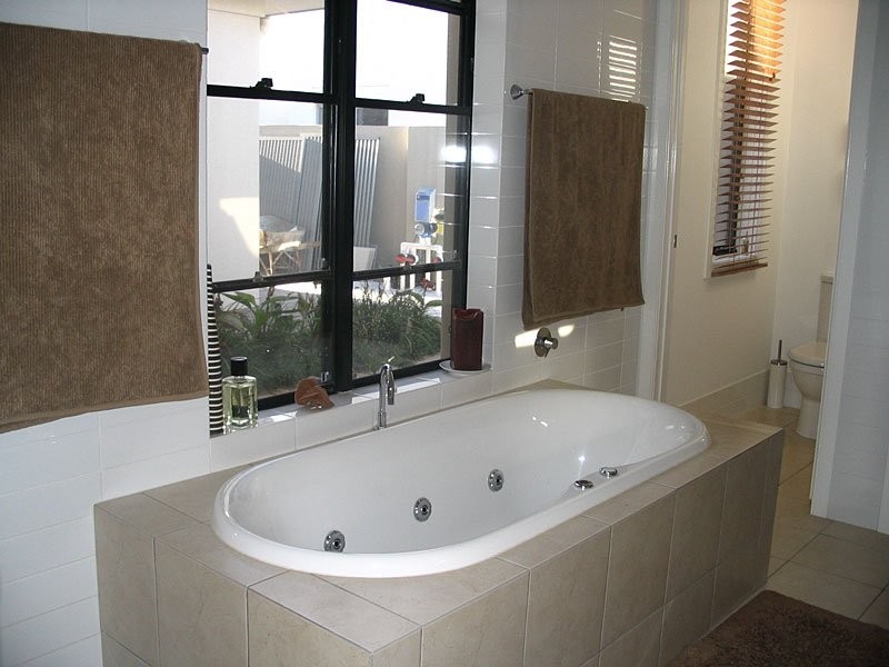 Hope Island QLD 4212