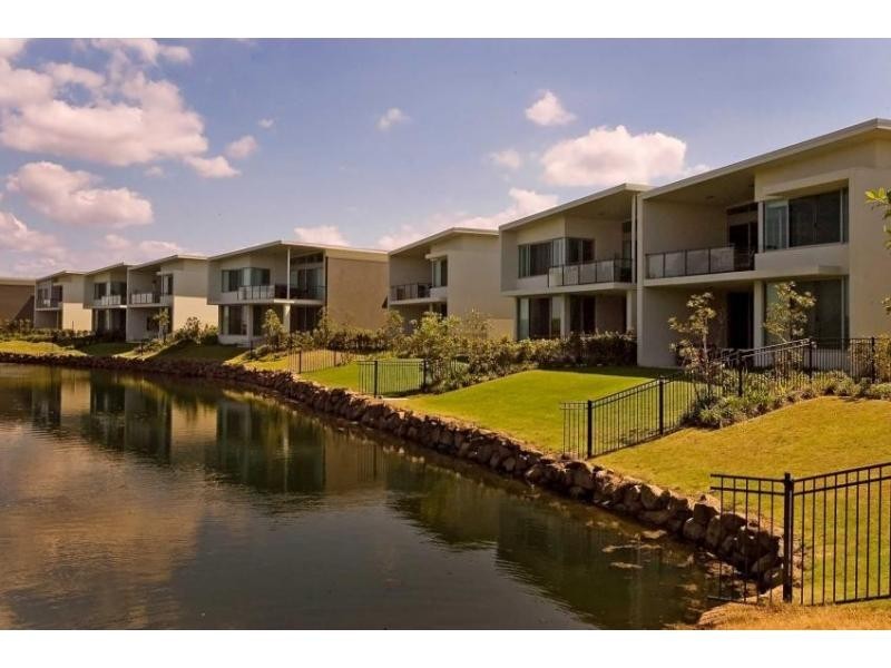 Hope Island QLD 4212