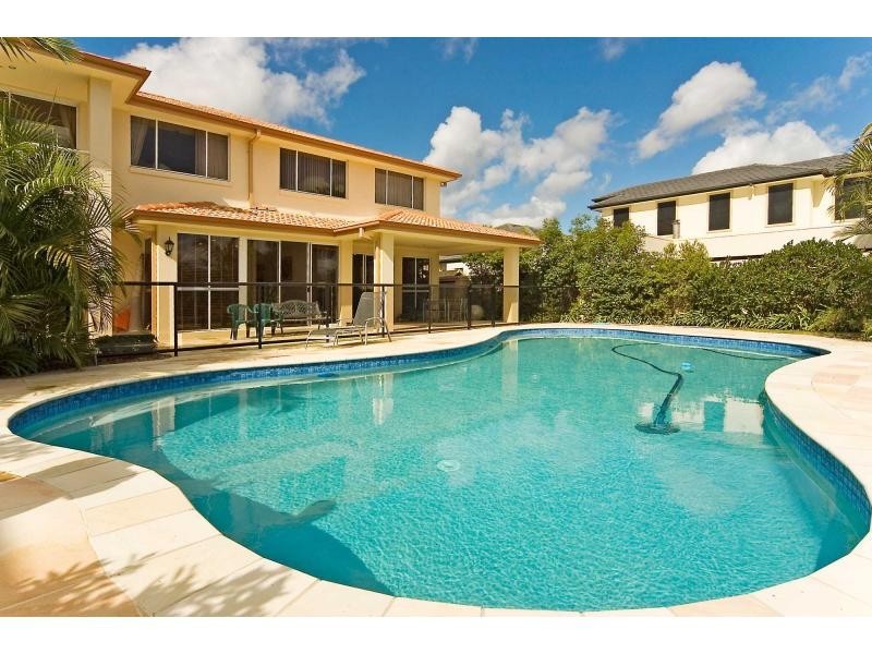2345 Cressbrook Drive North, Hope Island QLD 4212