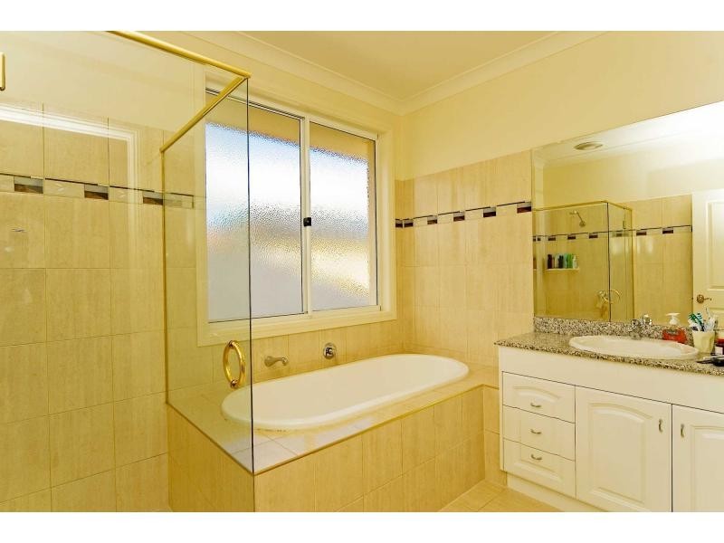 2345 Cressbrook Drive North, Hope Island QLD 4212
