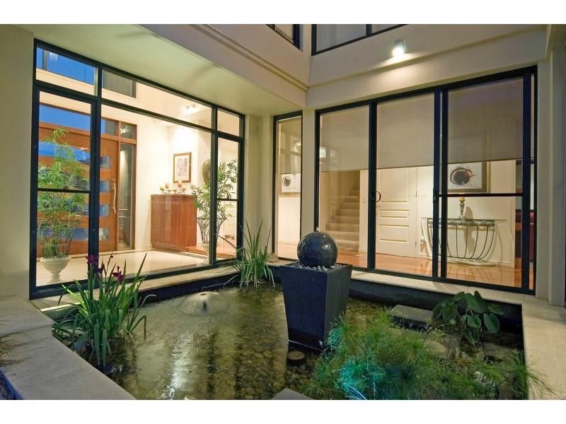 2505 Cressbrook Drive, Hope Island QLD 4212