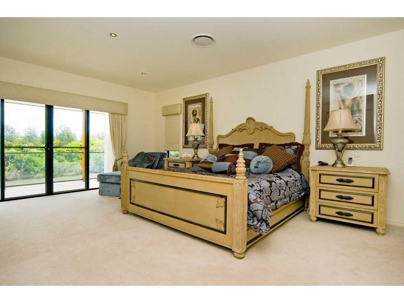 2505 Cressbrook Drive, Hope Island QLD 4212