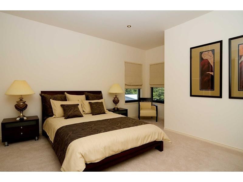 2505 Cressbrook Drive, Hope Island QLD 4212