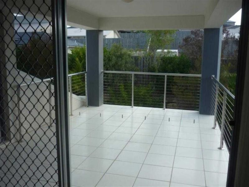 Pacific Pines QLD 4211