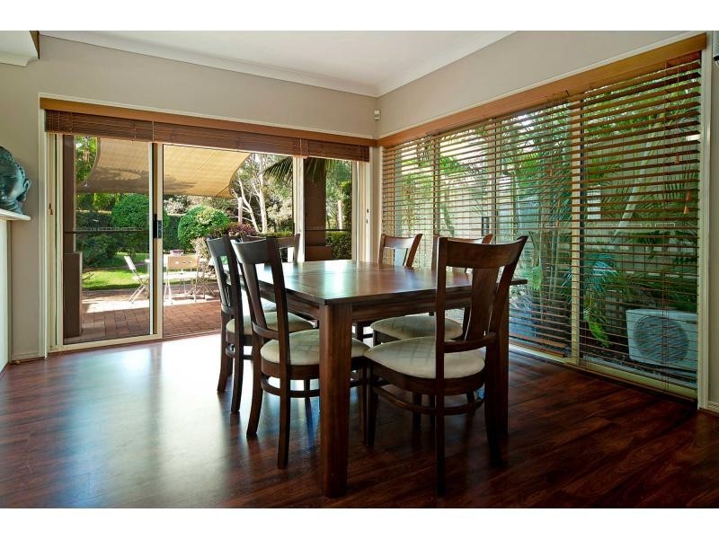 8102 Magnolia Drive, Hope Island QLD 4212