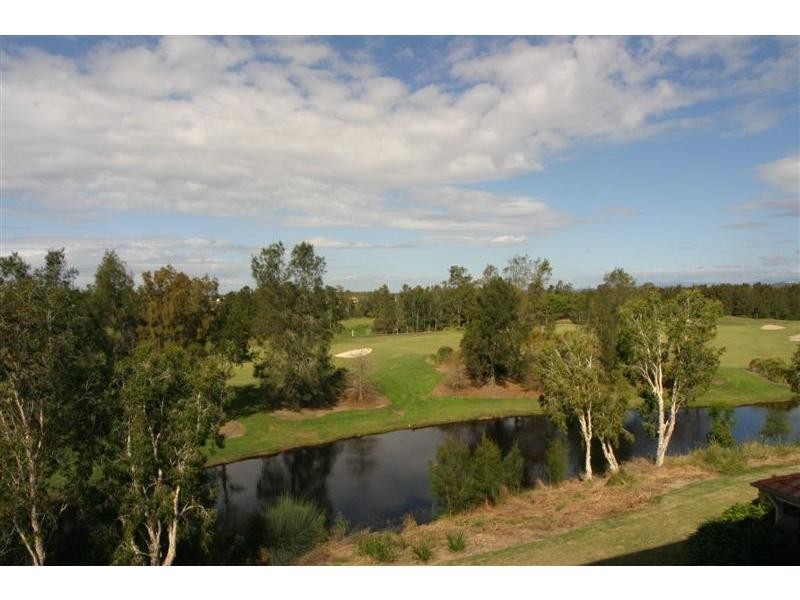8435 Magnolia Drive East, Hope Island QLD 4212