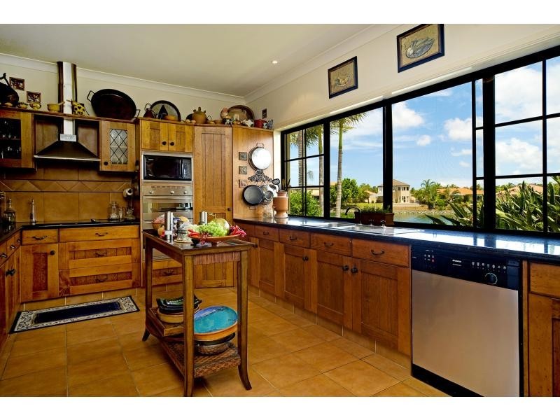 13 Glenwater Crescent, Monterey Keys QLD 4212