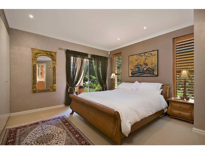 3204 Palladian Drive, Hope Island QLD 4212