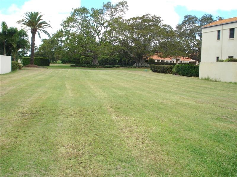 L19 Riverleigh Drive, Hope Island QLD 4212