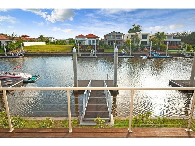 7404 Ellensbrook Drive, Hope Island QLD 4212