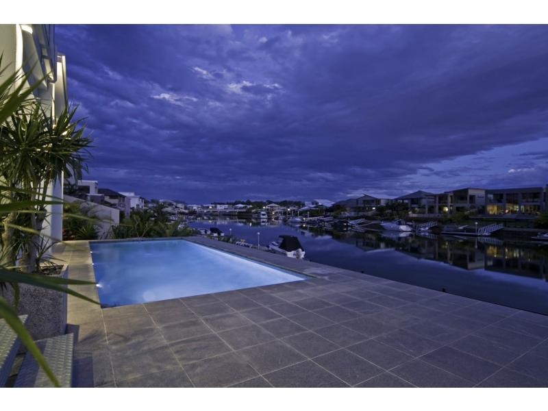 18 Coomera Court, River Links, Helensvale QLD 4212