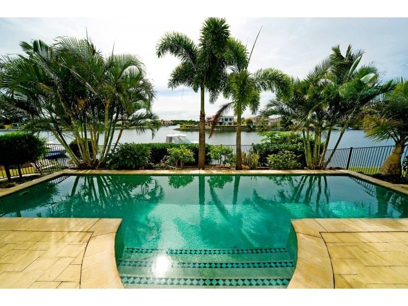 25 Windchimes Way, Hope Island QLD 4212