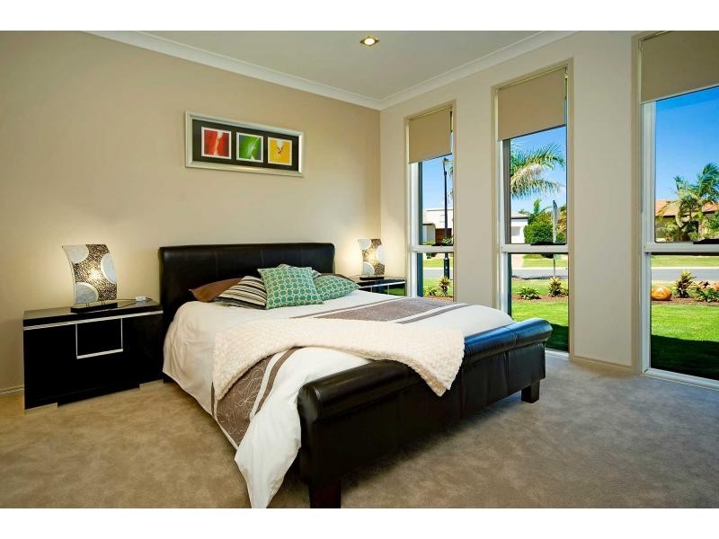 Hope Island QLD 4212