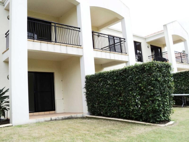 Hope Island QLD 4212