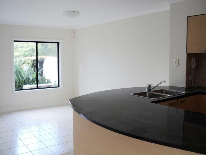 Hope Island QLD 4212