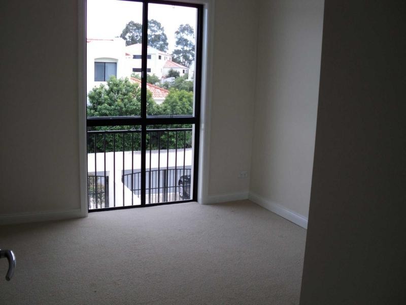 Hope Island QLD 4212