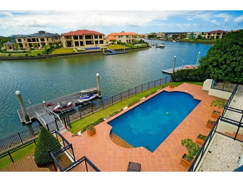 3113 Riverleigh Drive, Hope Island QLD 4212